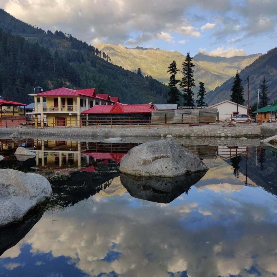 Hotel Snow Valley Harsil Екстериор снимка